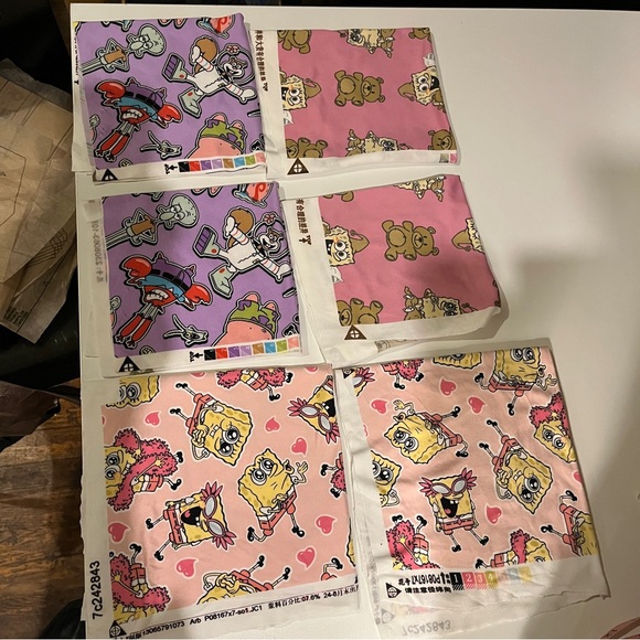 6 pc SpongeBob Poly Jersey knit fabric set - Picture 9 of 10
